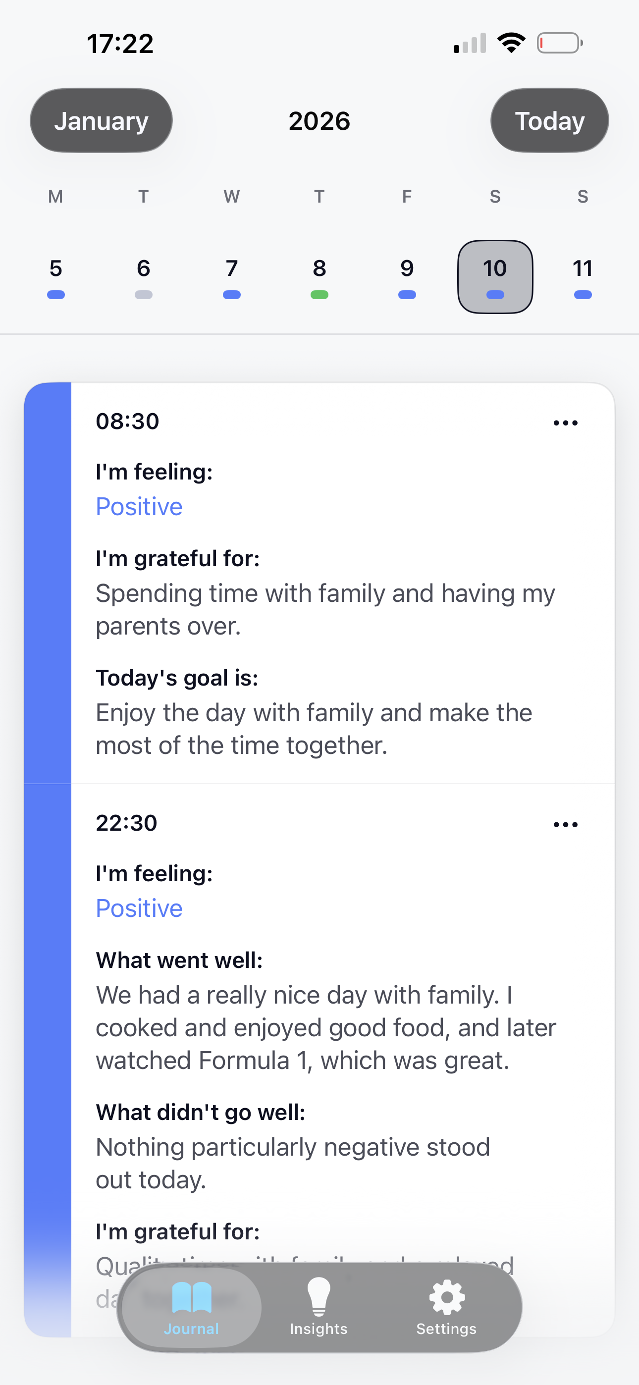 Upp journal day detail with morning and evening entries